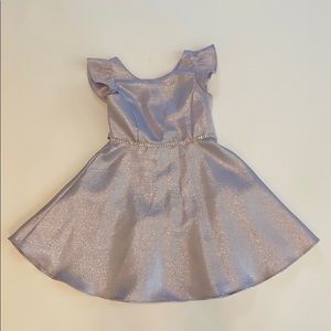 Lavender shimmer dress for girls, size 6.